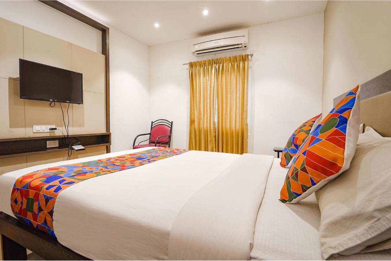 Fabhotel Karpagam - 900M From Nehru Stadium Coimbatore Exterior photo